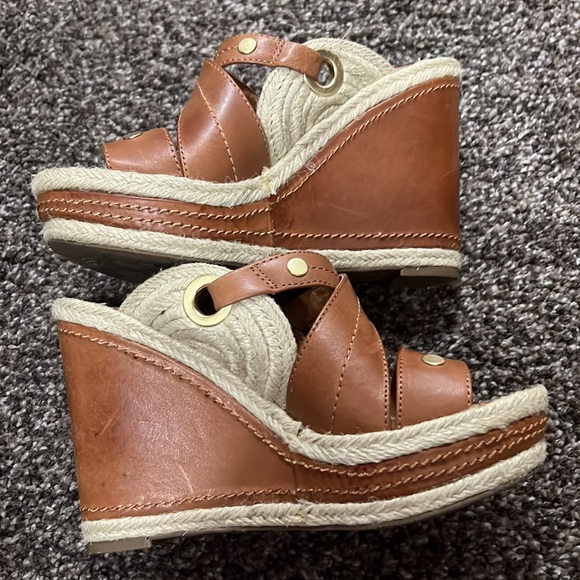 Vince Camuto platform Sandals - Picture 5 of 8